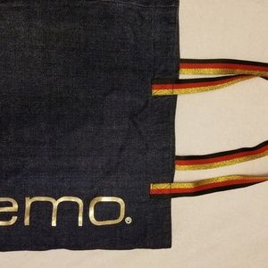 Demo tote bag